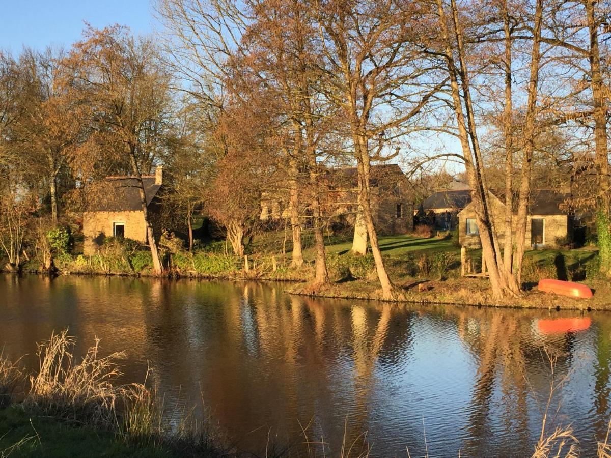 Au Pont Ricoul Bed and Breakfast Saint-Pierre-de-Plesguen Buitenkant foto
