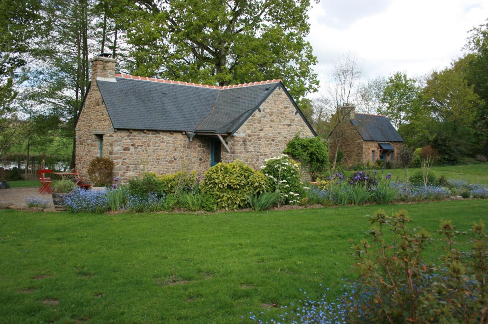 Au Pont Ricoul Bed and Breakfast Saint-Pierre-de-Plesguen Buitenkant foto