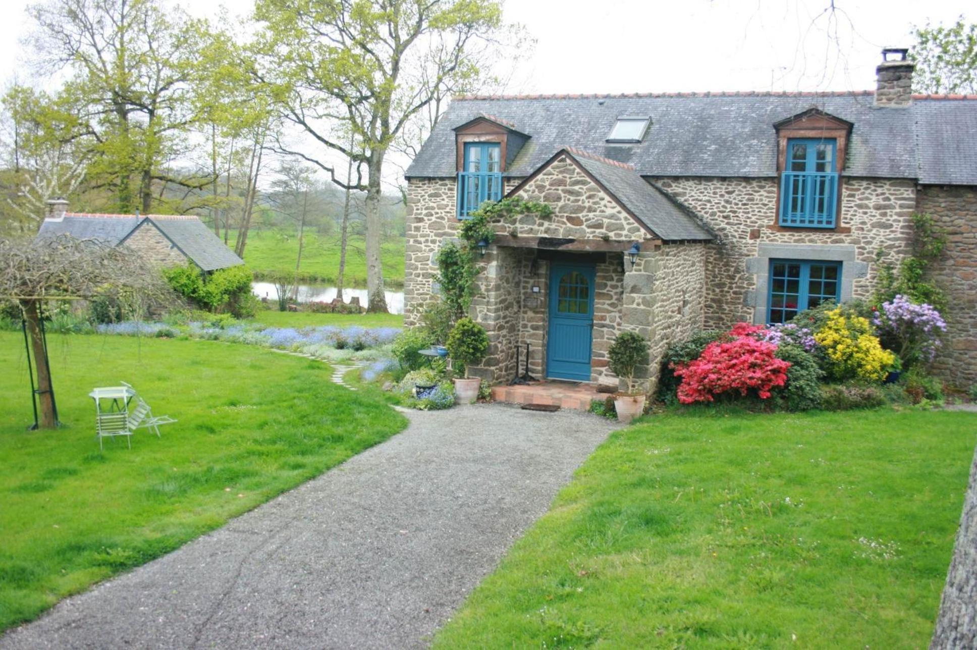 Au Pont Ricoul Bed and Breakfast Saint-Pierre-de-Plesguen Buitenkant foto