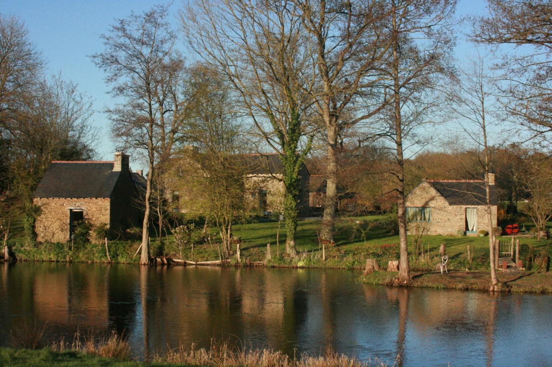 Au Pont Ricoul Bed and Breakfast Saint-Pierre-de-Plesguen Buitenkant foto