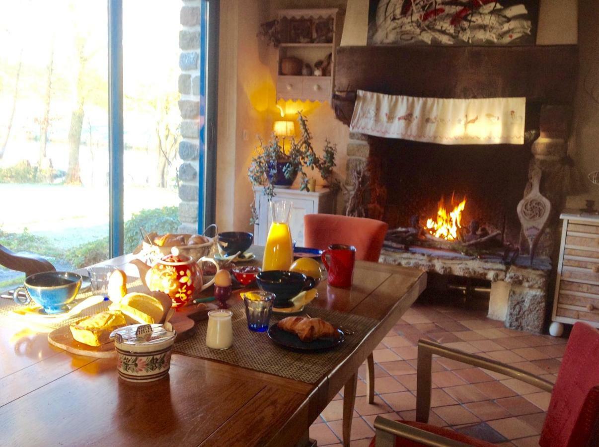 Au Pont Ricoul Bed and Breakfast Saint-Pierre-de-Plesguen Buitenkant foto