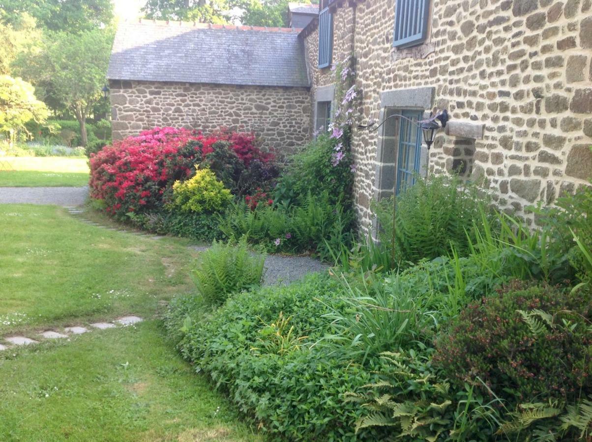 Au Pont Ricoul Bed and Breakfast Saint-Pierre-de-Plesguen Buitenkant foto